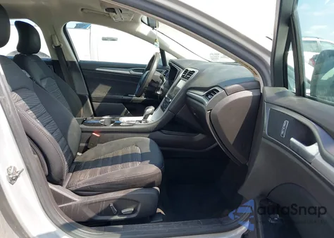 2016 Ford Fusion Se z USA, uszkodzony, nr VIN 3FA6P0H74GR279055